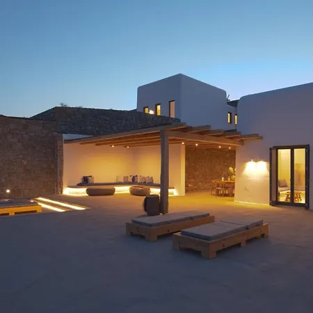 Tourmaline كالافاتيس