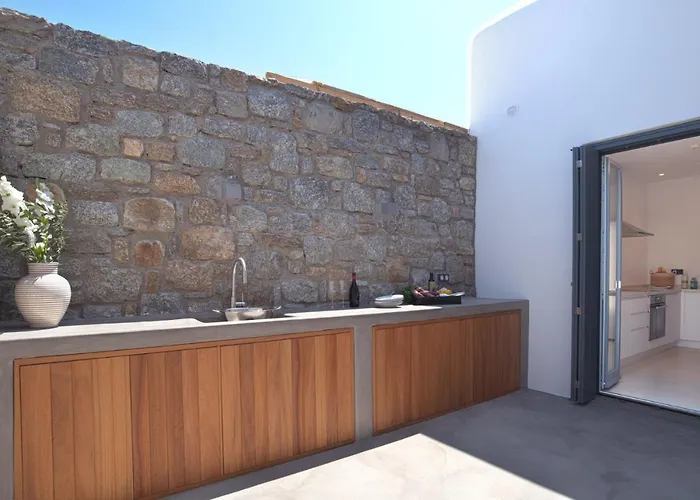 فيلة Tourmaline *