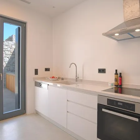 Tourmaline Villa *